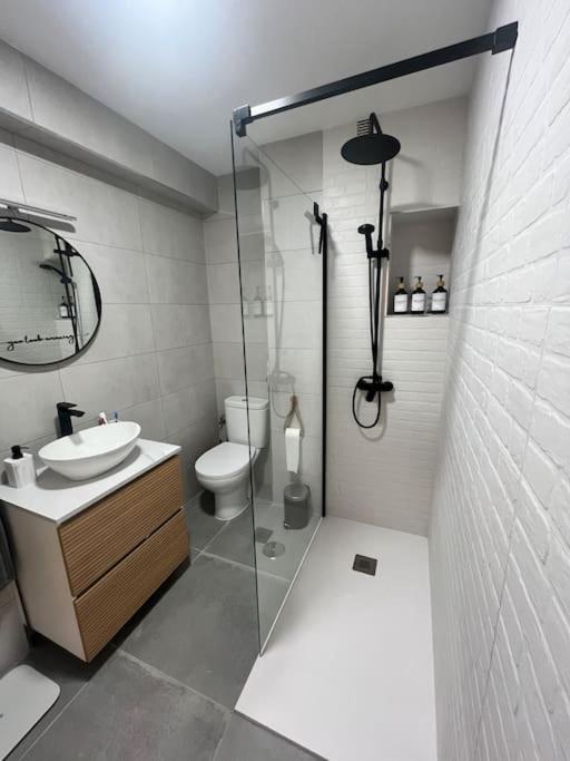 Апартаменты Piso Recien Reformado En El Centro De Santander, Zona Estaciones Экстерьер фото